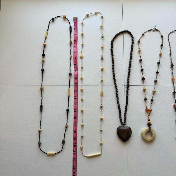 Lot Of 5 Boho/ Vintage Long Necklaces - Picture 7 of 11